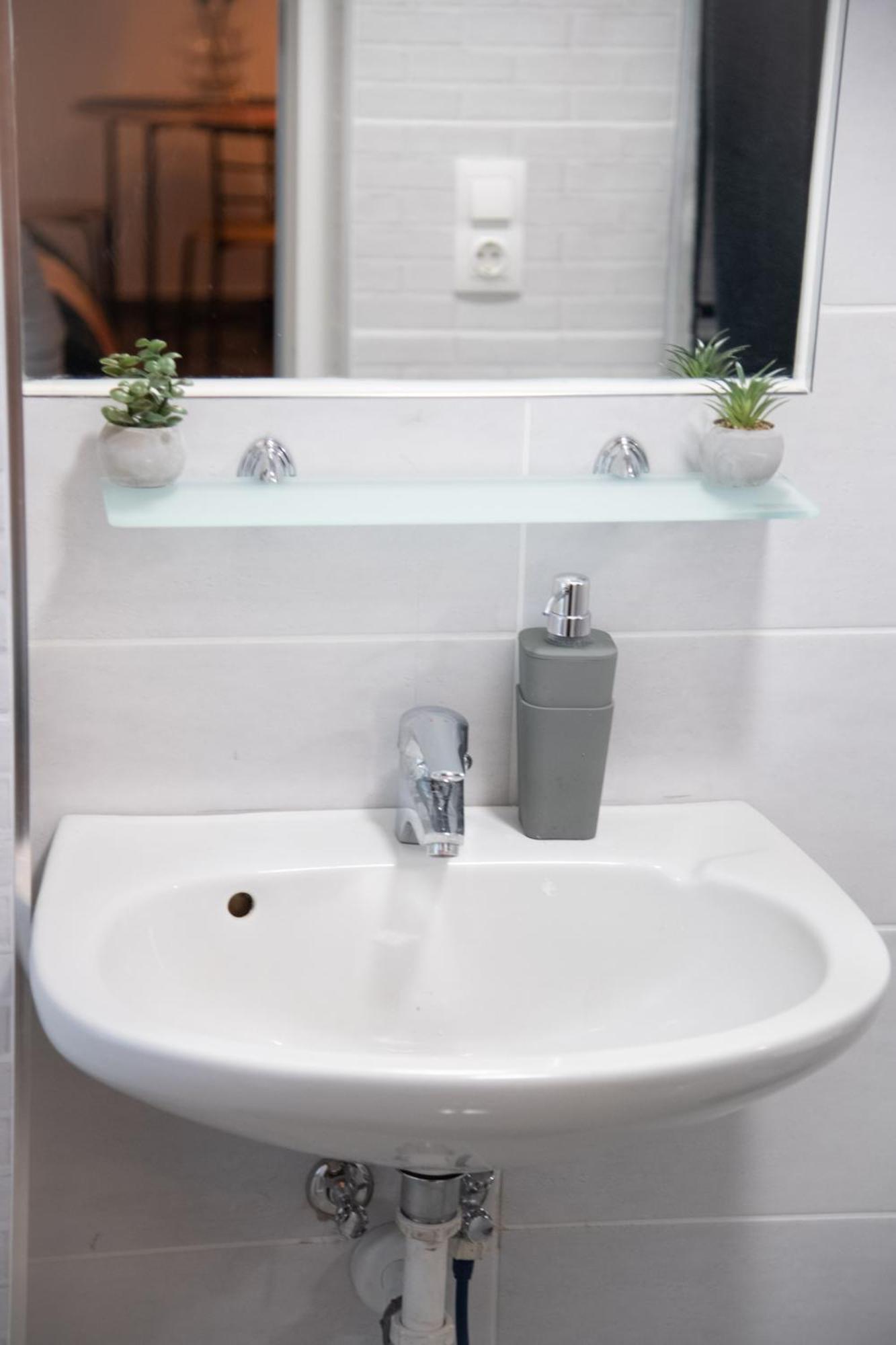 Flamingo Rezidencia Apartman Eger Bagian luar foto